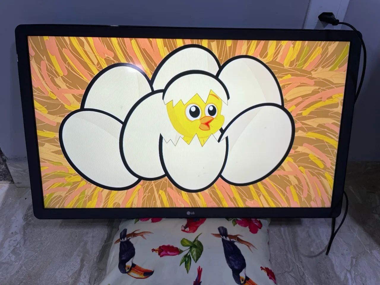 Vendo uma Tv LG smart 32 polegadas  - Foto 3