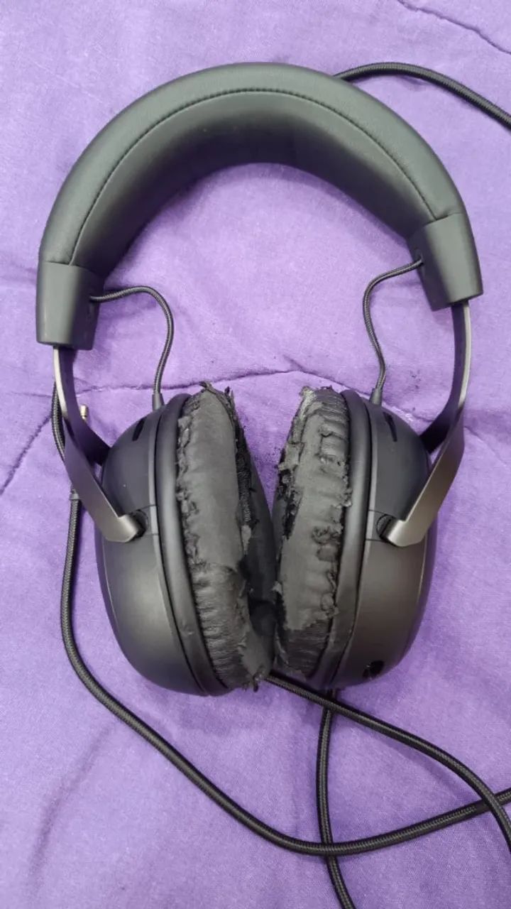 HYPERX CLOUD III ORIGINAL HEADSET - FUNCIONANDO PERFEITAMENTE | COM CAIXA E ACESSÓRIOS - Foto 5