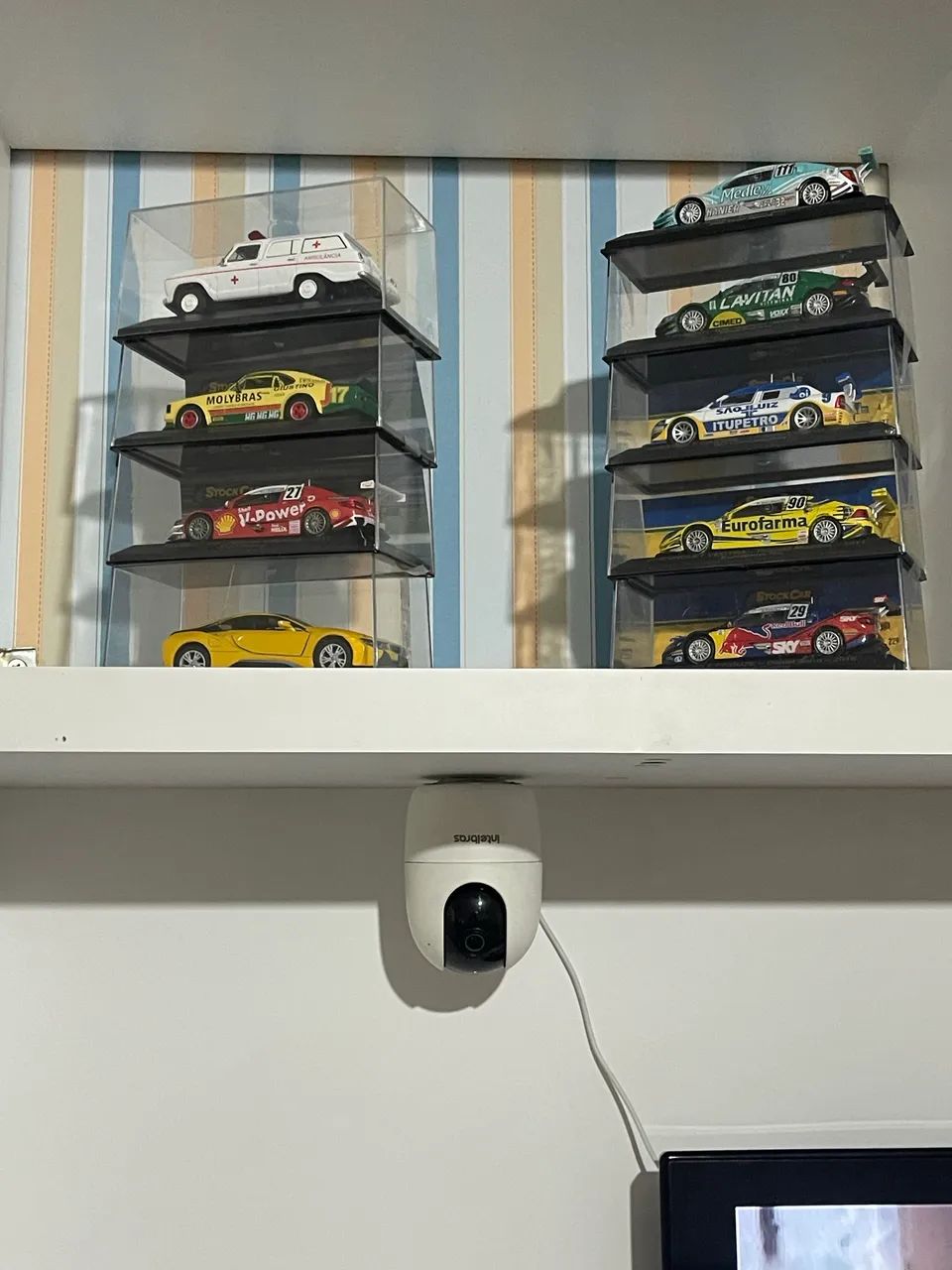 Carrinhos Stock car escala 1:43 - Foto 2