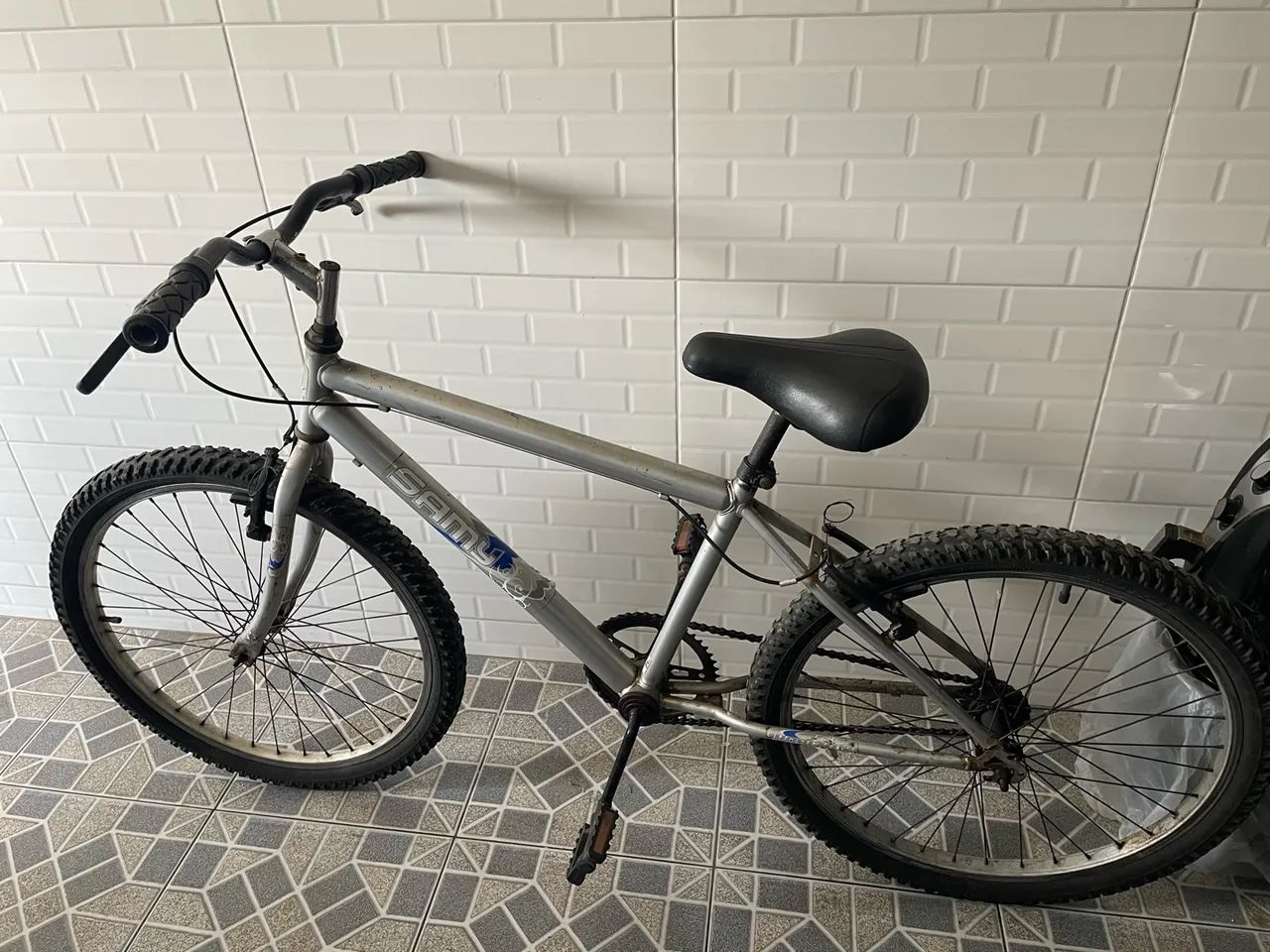 VENDE-SE BICICLETA ARO 22