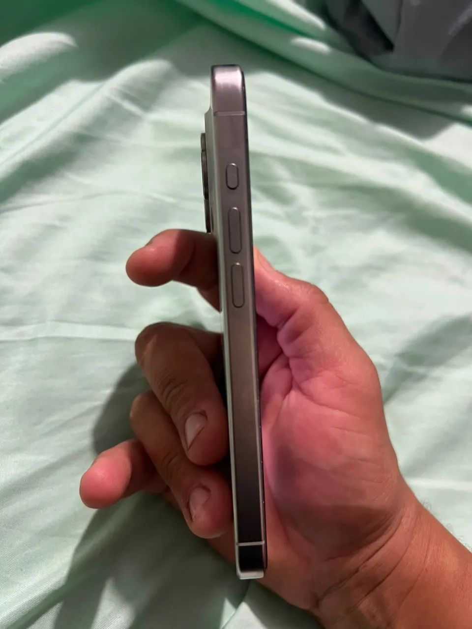 iPhone 15 pro - Foto 4