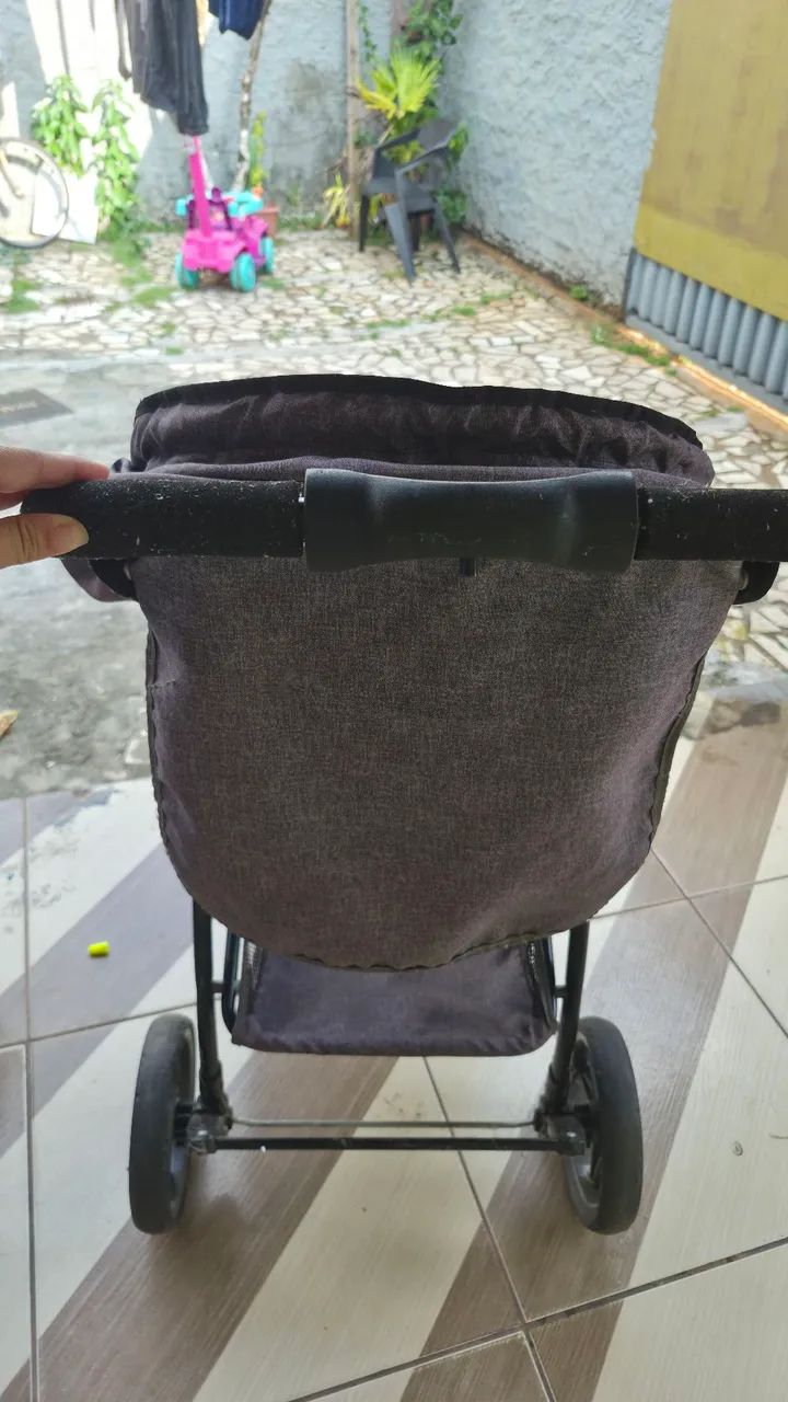 CARRINHO DE BEBE GALZERANO USADO - Foto 5
