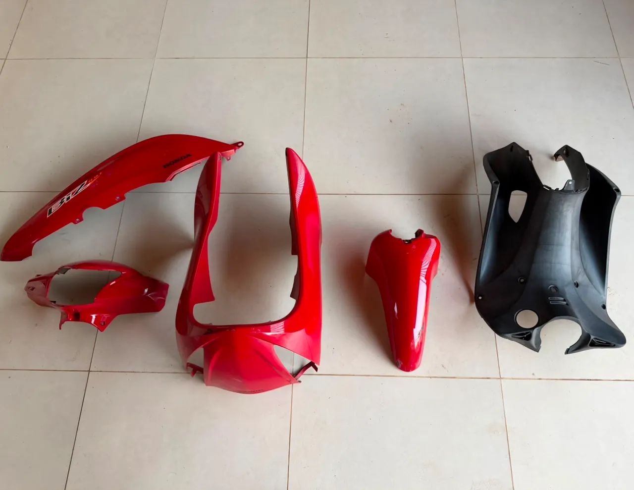 Kit de Carenagens Honda Biz 110i