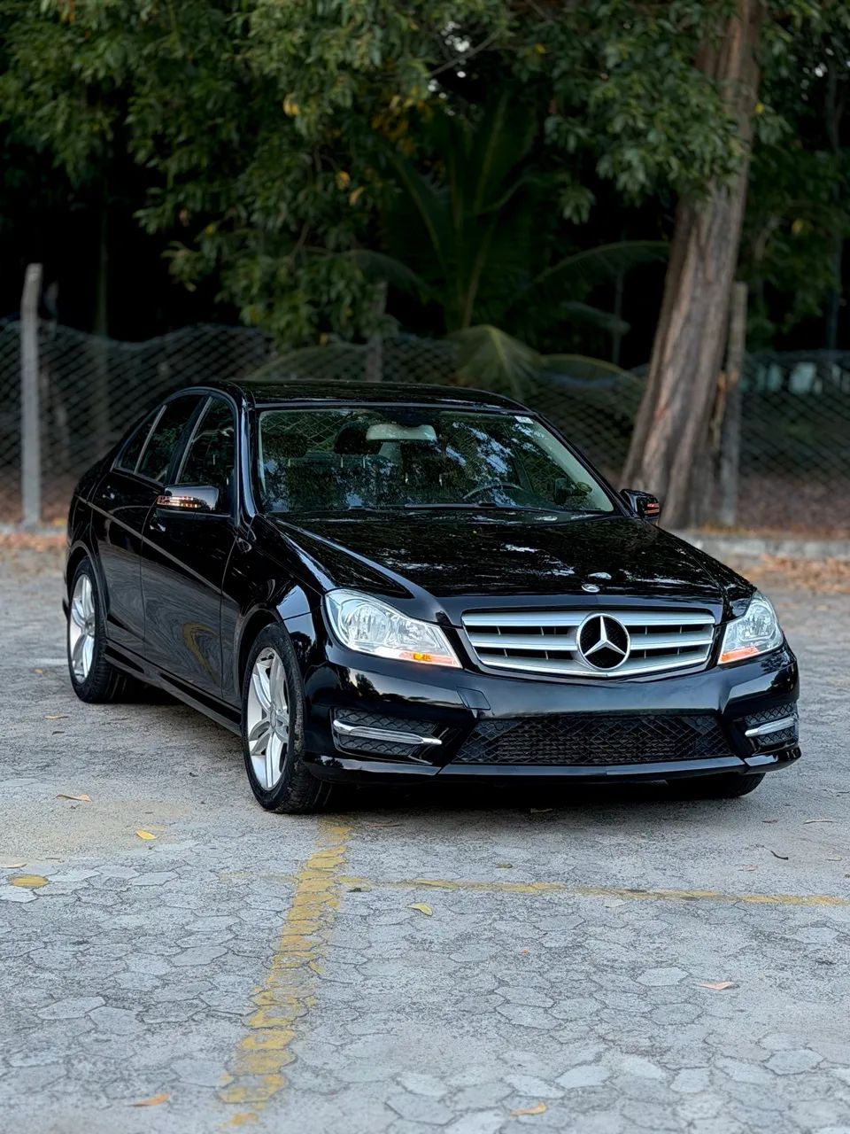 Mercedes-Benz C-180 C-180 CGI Sport 1.6 TB 16V 156cv Aut. 2013
