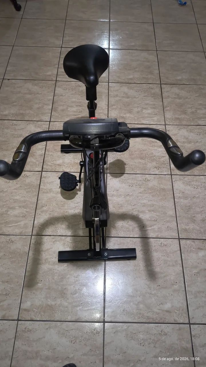 Vende-se Bicicleta Ergométrica  - Foto 2