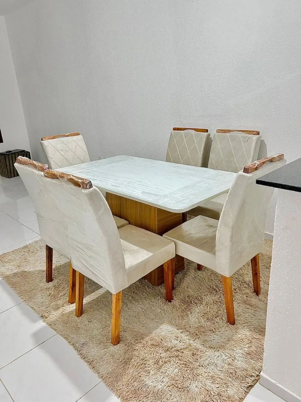 Mesa 6 cadeiras em tampo de vidro 160 x 0,80 - Foto 5