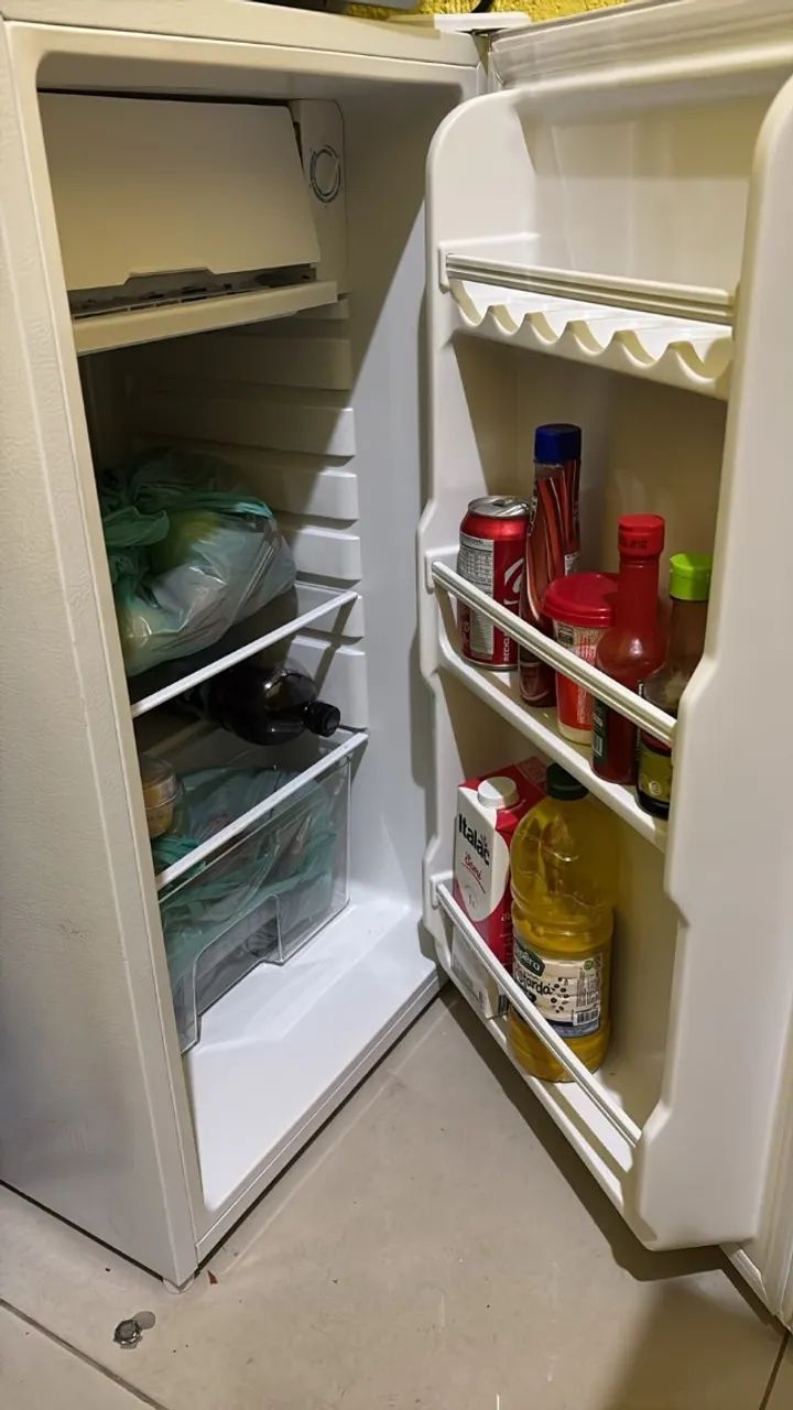 FRIGOBAR 124L - 220V - BRANCO - NA GARANTIA - CATEGORIA A+++  - Foto 2