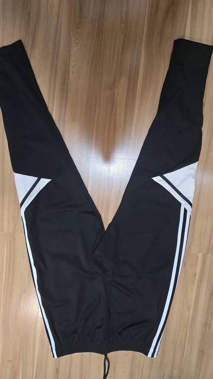 Conjunto Real Madrid adidas M - Roupas - Jardim Tufanin, Leme