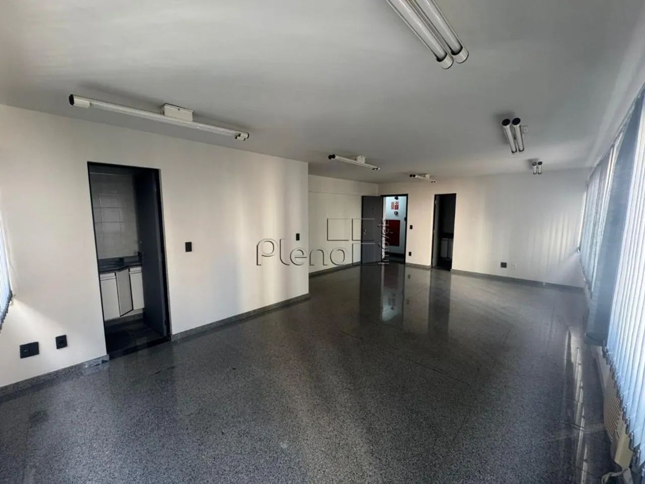 Sala à venda em Campinas, Centro, com 51.38 m², Condomínio Edifício Fares Abib - Foto 2