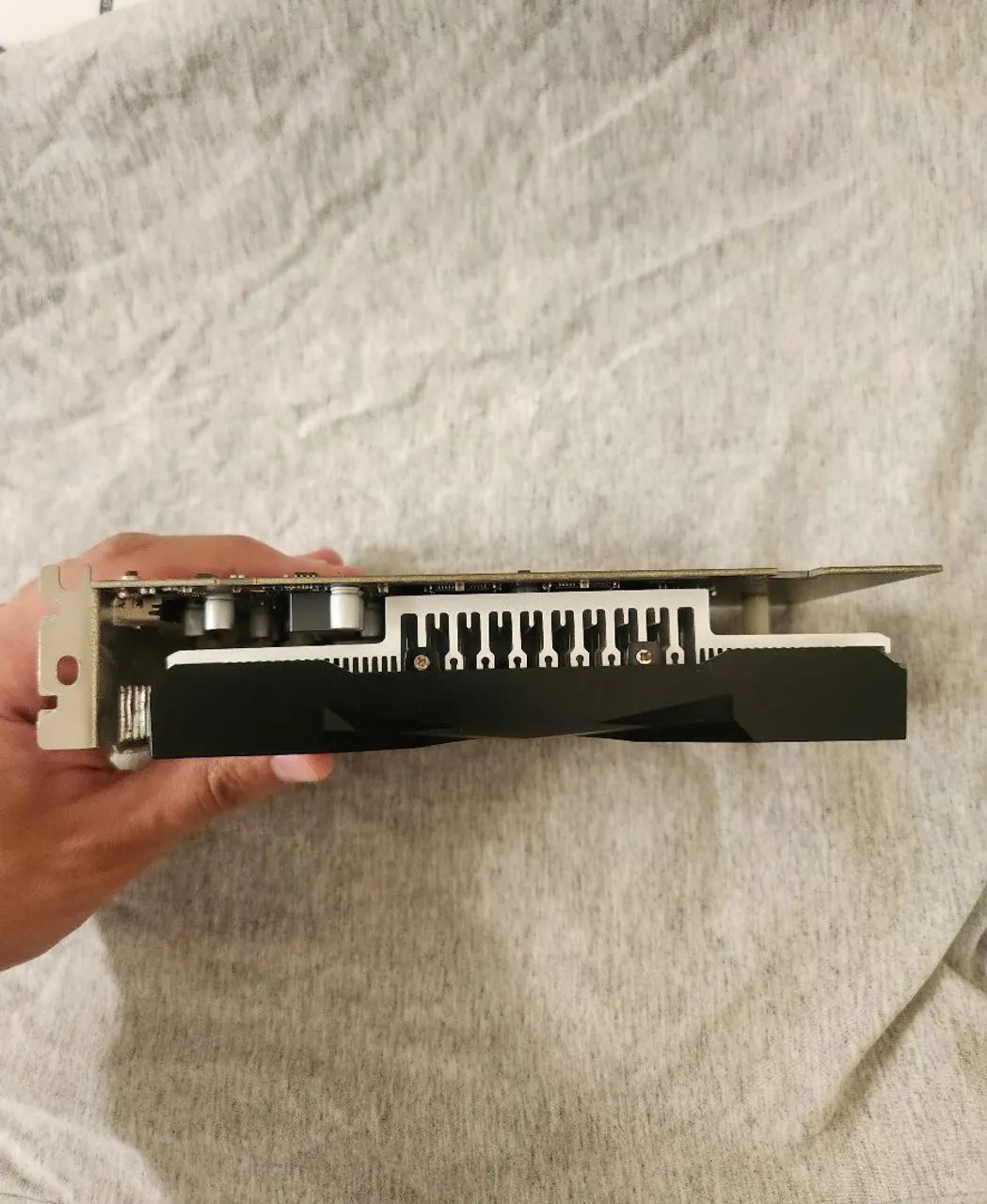 GTX 1050 Ti 4GB PCYes - Foto 5