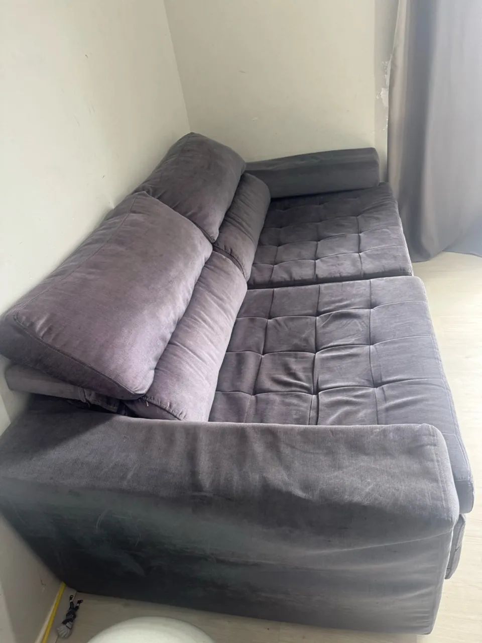 Sofá retrátil 3 lugares cinza  - Foto 3
