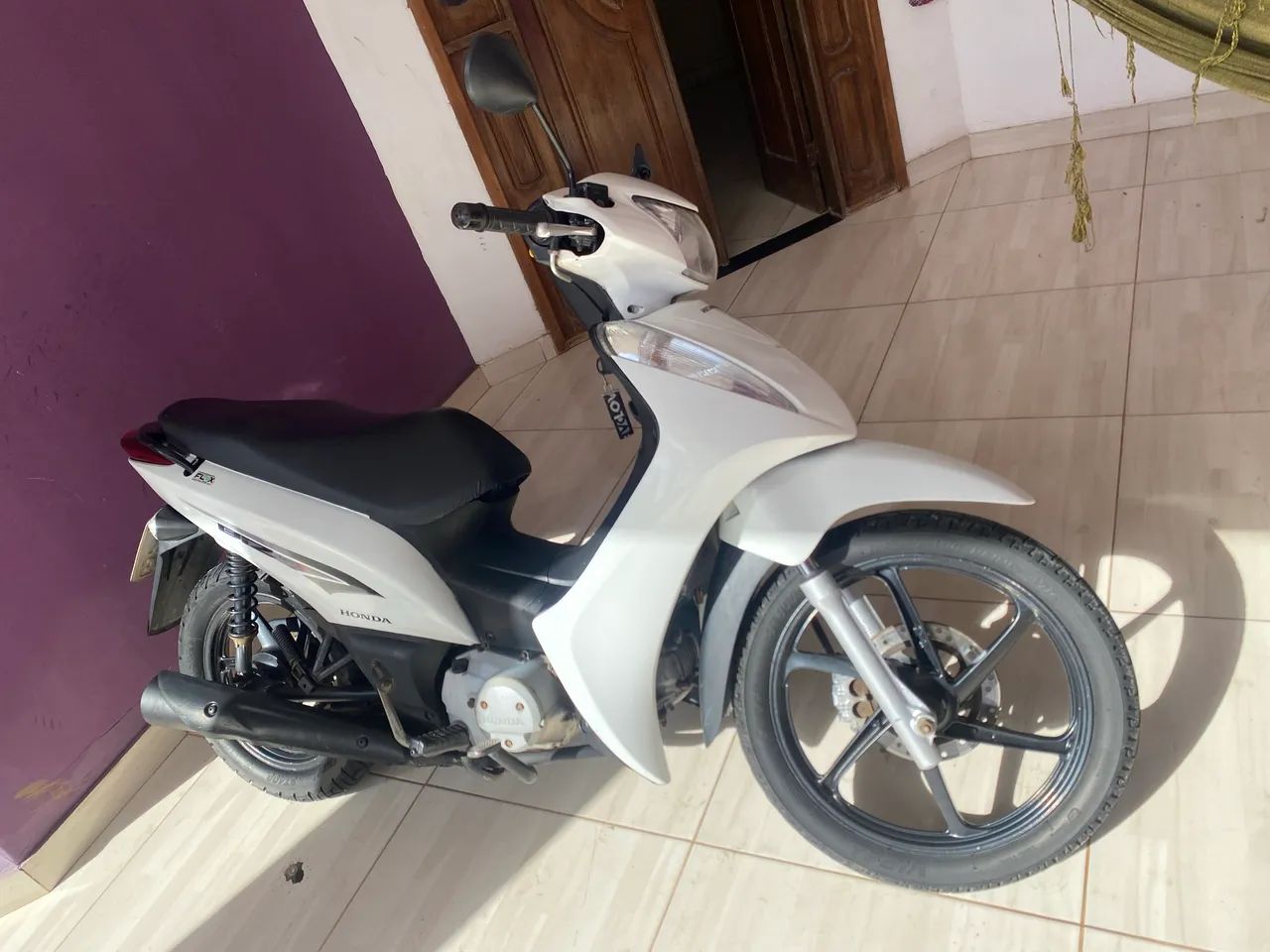 Biz 125 Flex  - Foto 4