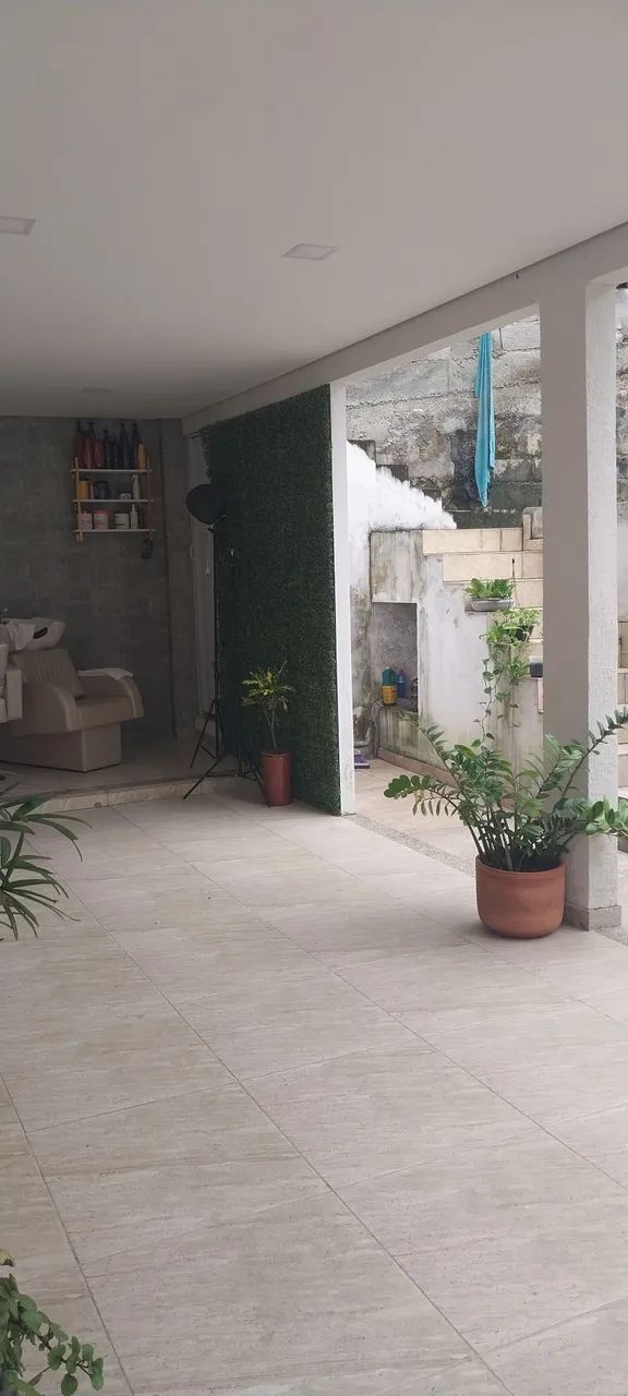 Vendo ou alugo casa em Bangu