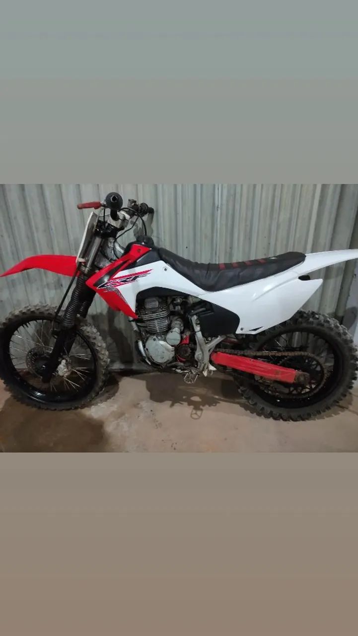CRF 230 - Foto 2