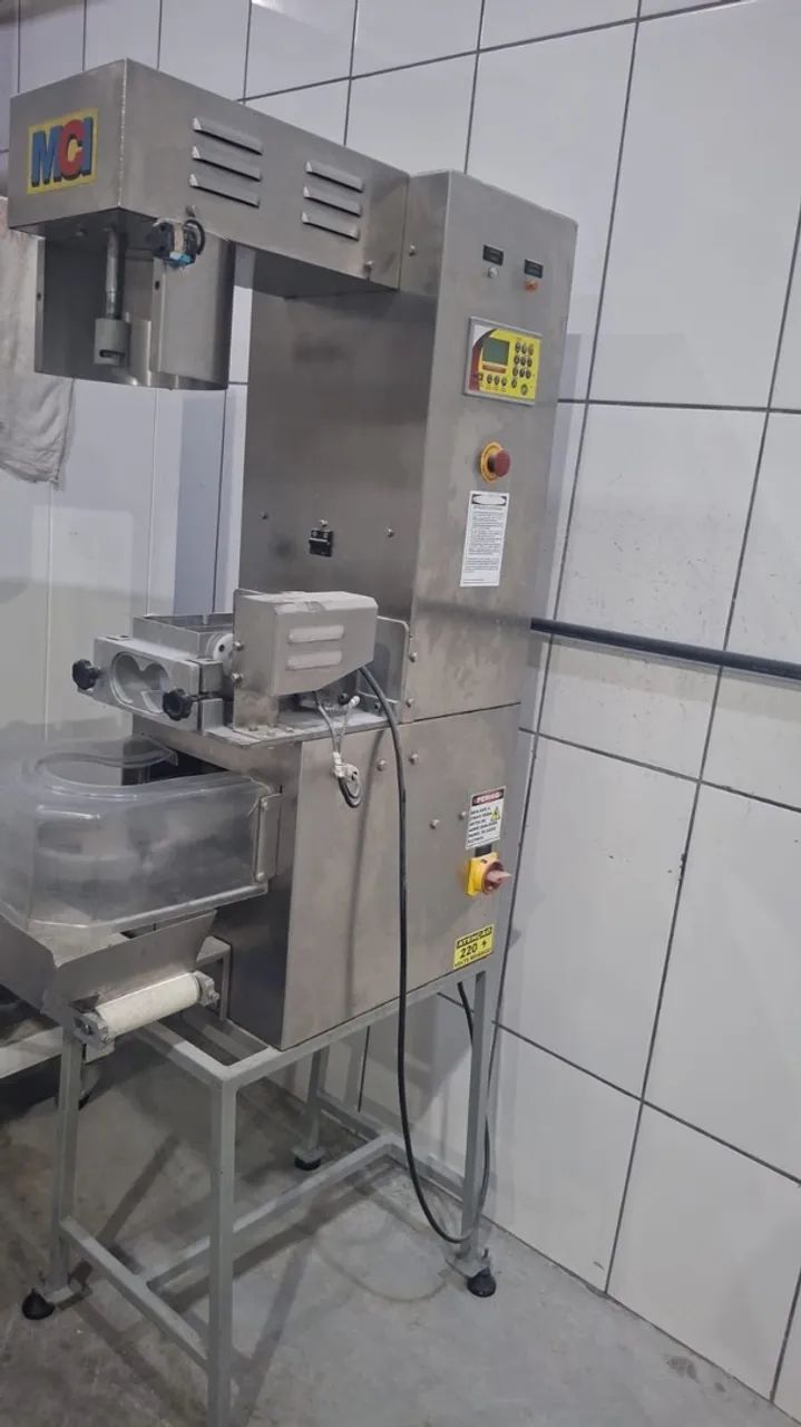 Máquina de salgados Mci  - Foto 4