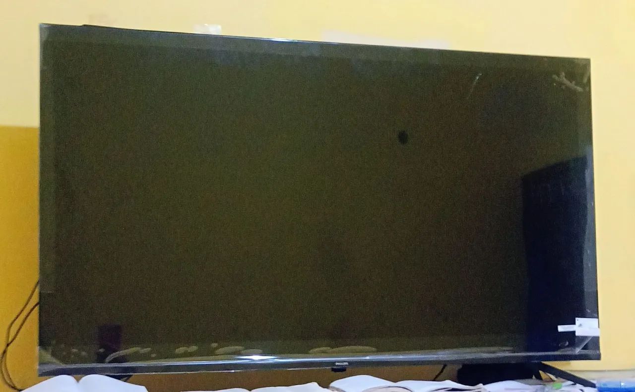 Tv Philips 50" com nota fiscal