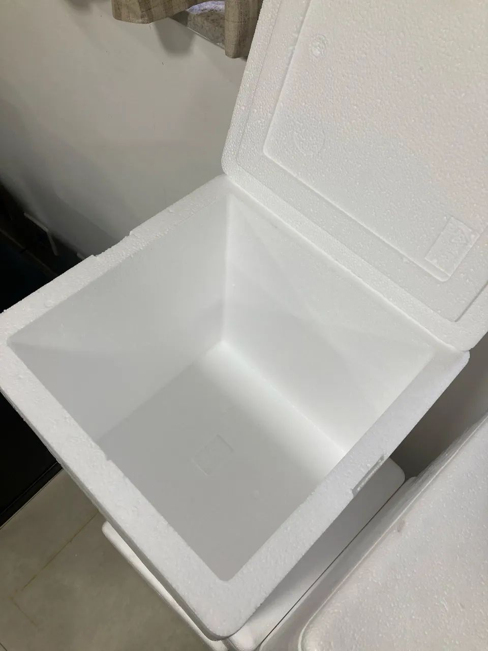 Caixa isopor 33 litros - Foto 2