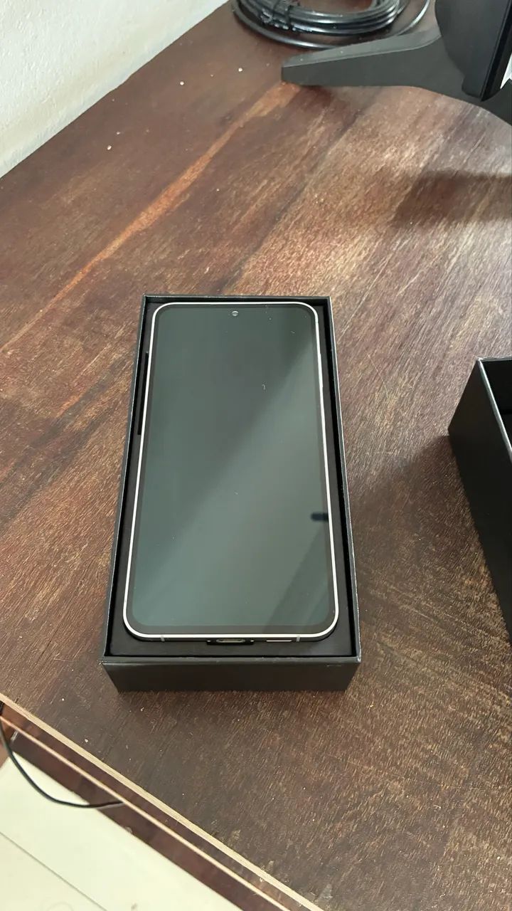 Samsung Galaxy S24 FE 256GB - Defeito