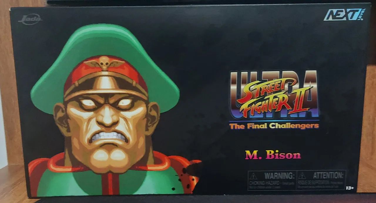 Jada Toys Ultra Street Fighter 2 M. Bison Incompleto - Hobbies e
