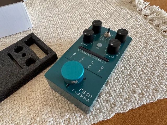 FLAMMA F-01 DRUM LOOP エフェクター FC01 Drum Loop