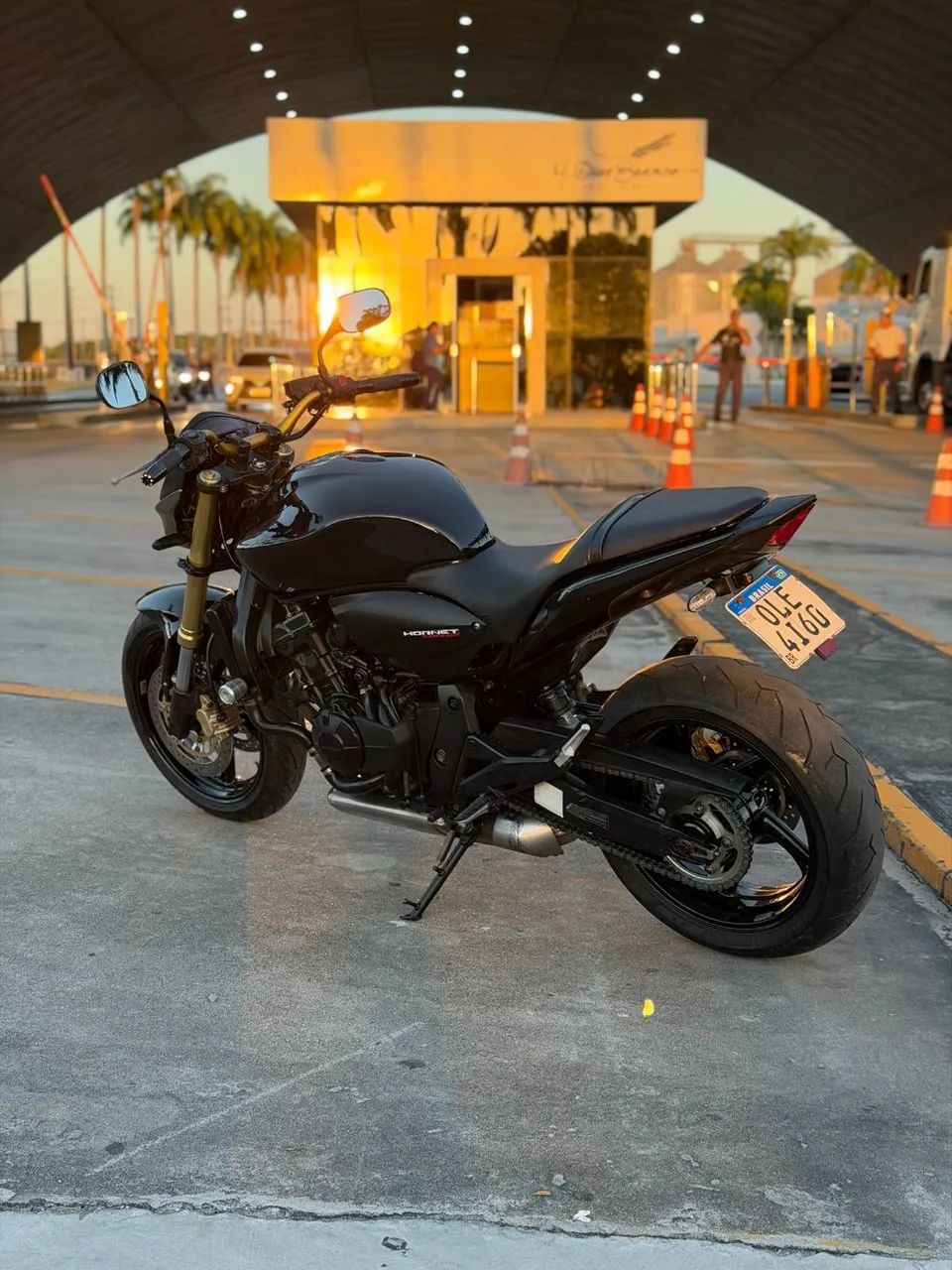CB 600F HORNET - Foto 4