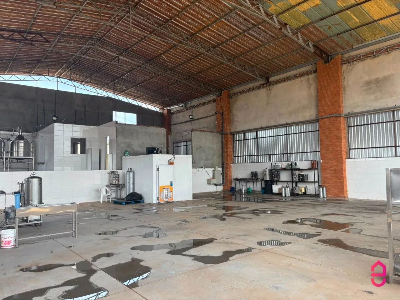 Galpão Comercial - 600 m² em Terezópolis de Goiás