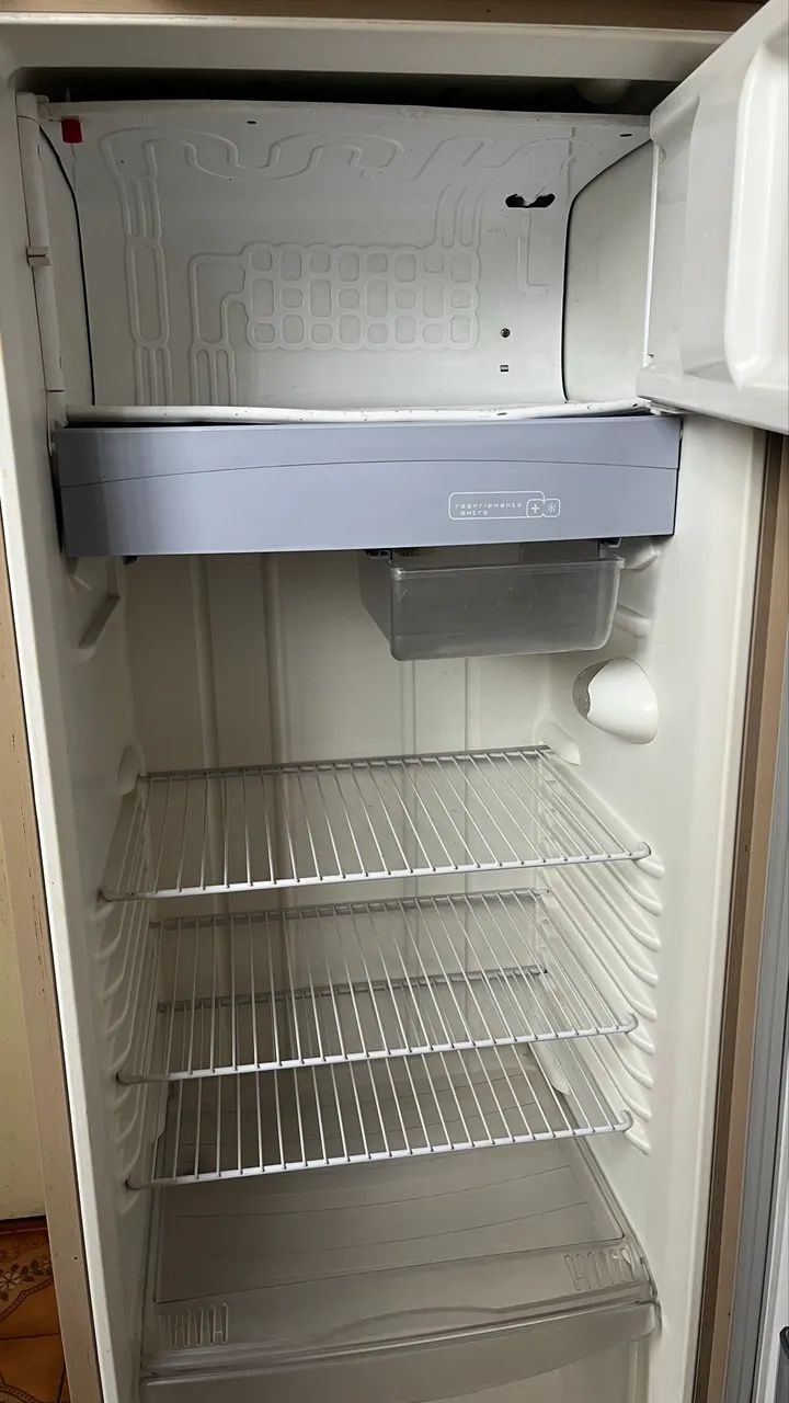 Geladeira Consul 340L - Foto 4