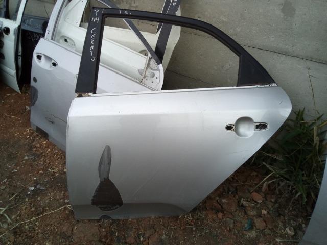 Porta traseira esquerda Kia Cerato