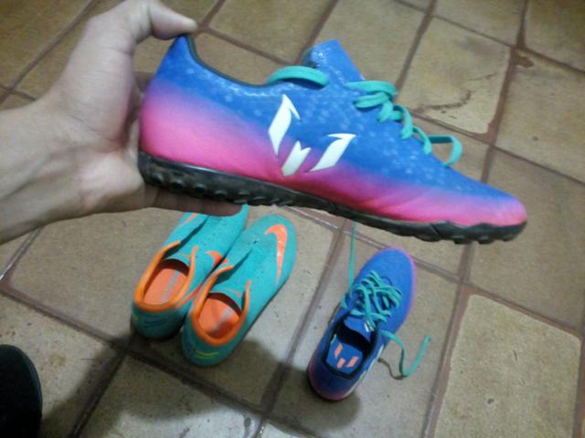 2 chuteiras, Nike mercurial e Adidas messi 16.4 - Foto 2