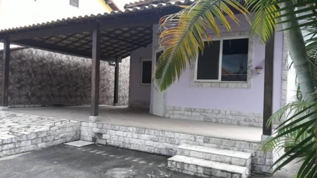 Casa com 3 dormitórios para alugar, 172 m² por r$ 1.800,00/mês - flamengo - maricá/rj