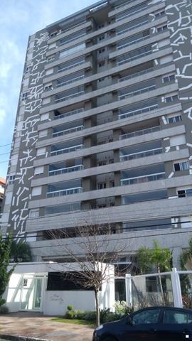 Apartamento para alugar com 3 dormitórios em , cod:I-023053
