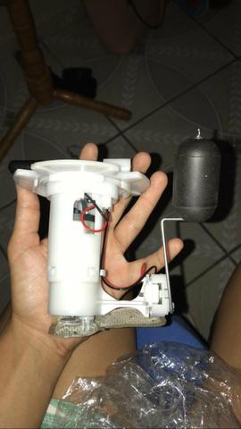 Bomba combustível