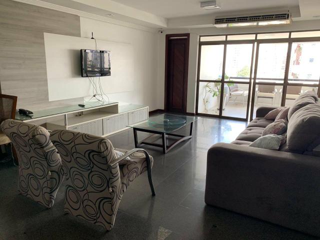 Alugo mega apartamento / mobiliado - Foto 3
