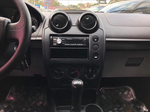 Ford Fiesta 1.6 Mpi Sedan 8v - Foto 6