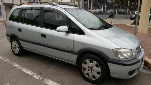 Zafira completo 7 lugares , pegamos carros de menor valor na troca ! - Foto 2