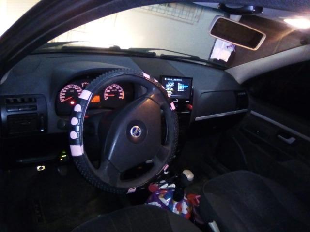 Palio HLX completo GNV motor 1.8 troco por outro carro - Foto 10