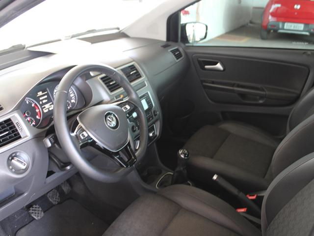VOLKSWAGEN FOX 1.0 MPI COMFORTLINE 12V FLEX 4P MANUAL - Foto 8