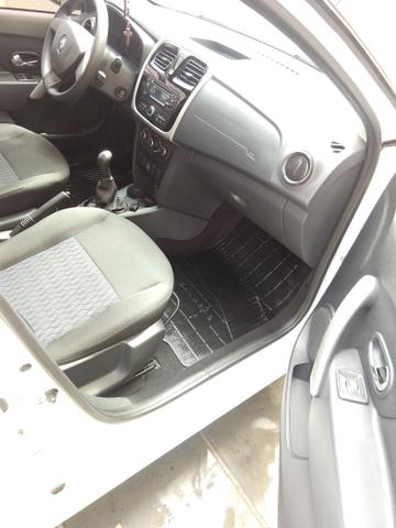 Sandero 2017 1.0 completo - Foto 3