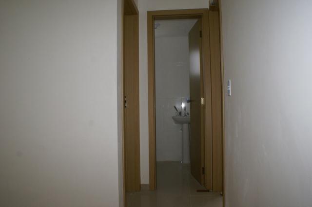 Ótimo apto 2 dorm, porcelanato, garden c/churrasq. área de serviço separada - Foto 10