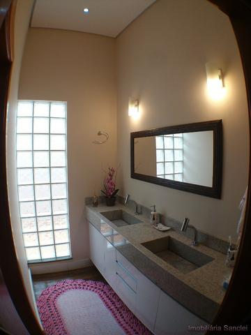 Casa em Cravinhos - Casa com 04 Dormitórios no Centro de Cravinhos - Foto 14