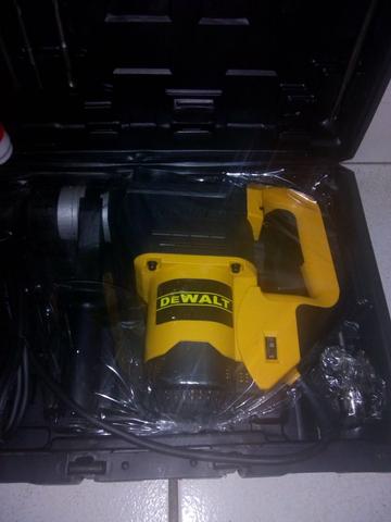 Martelete profissional novo lacrado 750,00