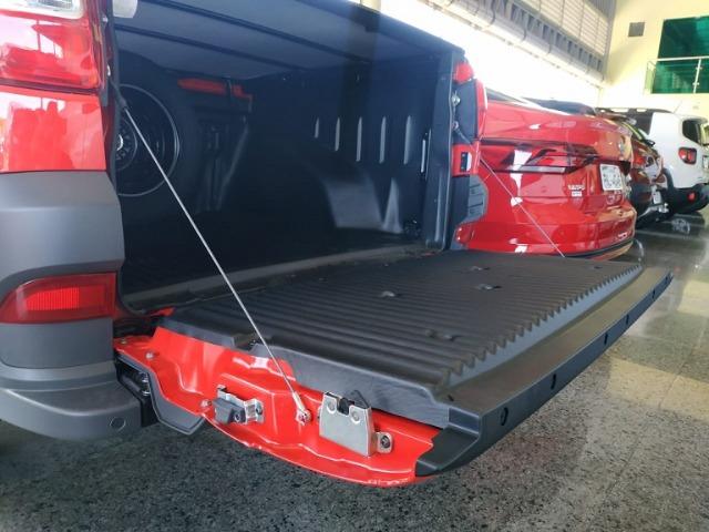 Fiat Strada 1.4 CD Freedom 2020 - Foto 6