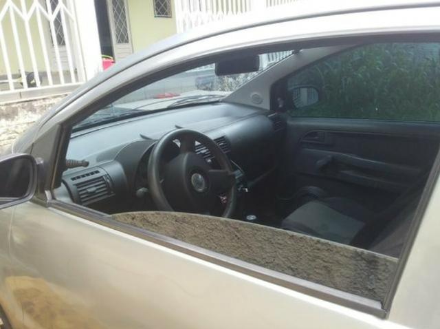 Vendo esse carro urgente, 2004 - Foto 2