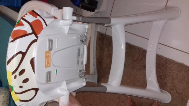 Vendo cadeira de alimentação - Foto 4