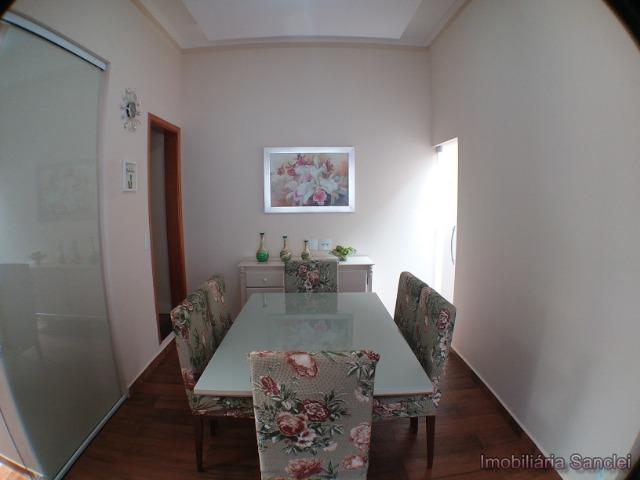 Casa em Cravinhos - Casa com 04 Dormitórios no Centro de Cravinhos - Foto 5