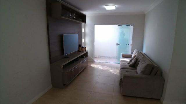 MS - Casa com 3 quartos + Mobília/ em condomínio fechado