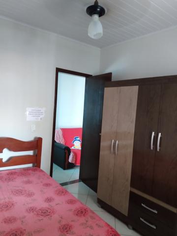 Alugam-se apartamentos em Piúma ,boa localização (perto da praia e da feira do sol) - Foto 3