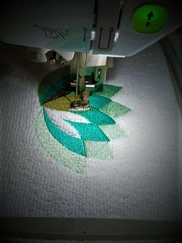 Bordados Computadorizados Personalizados e Matrizes Originais. - Foto 6