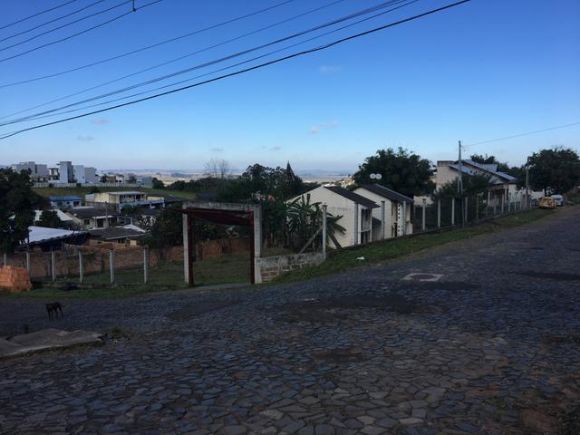 Vendo Casas e terrenos