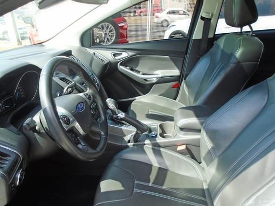 FOCUS Focus Sed. TI./TI.Plus 2.0 16V Flex Aut - Foto 5